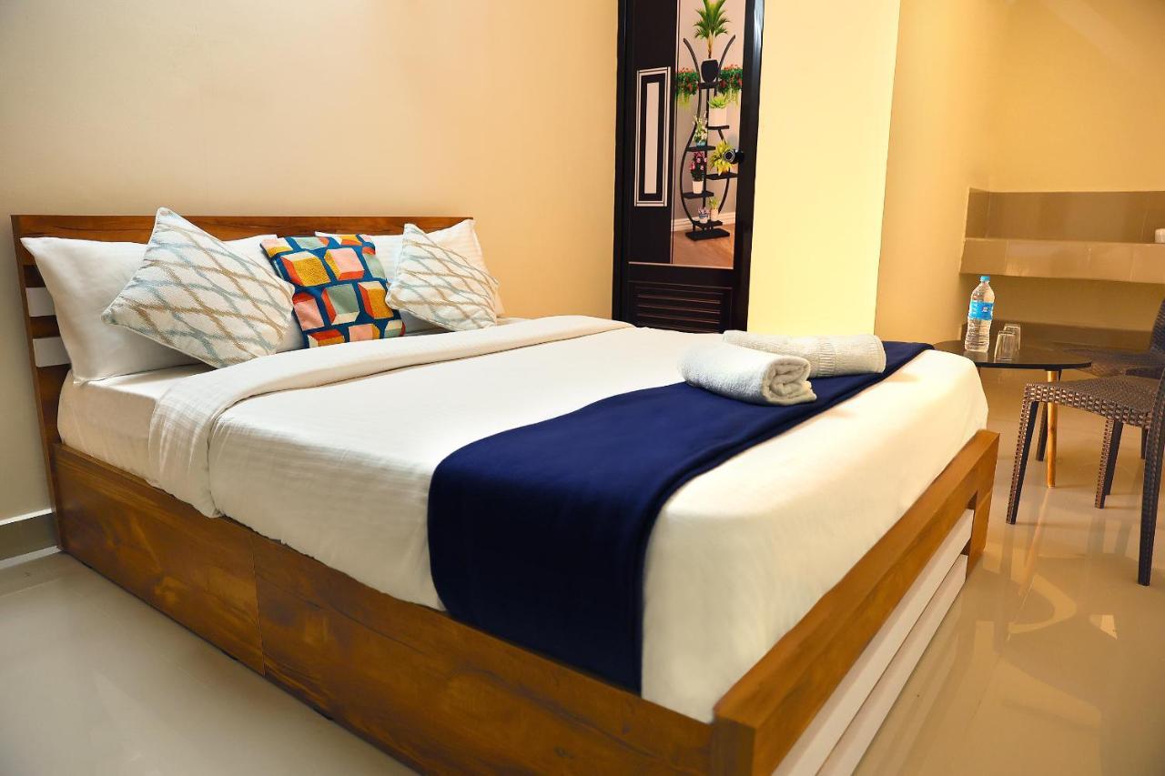 Loyal Residency Bed and Breakfast Sultan Bathery Buitenkant foto