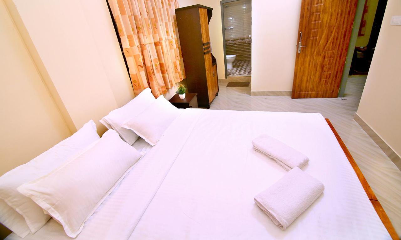 Loyal Residency Bed and Breakfast Sultan Bathery Buitenkant foto